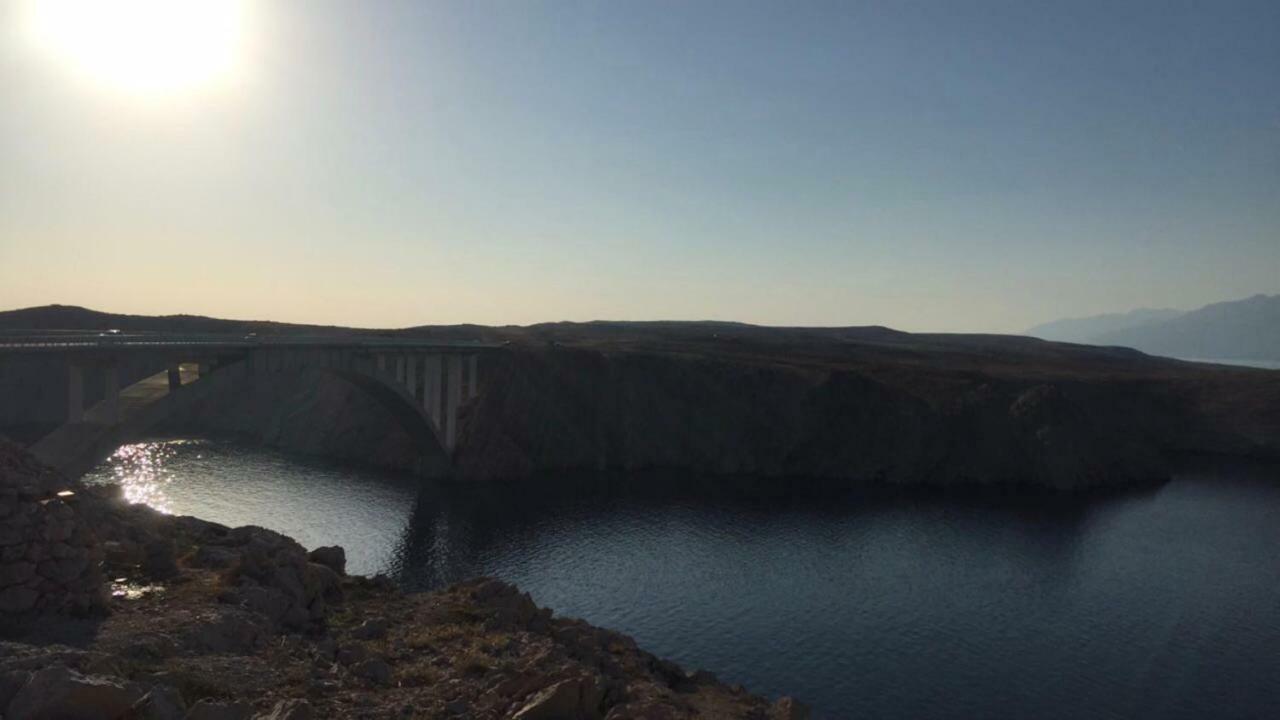 Apartmani Subasic Pag Town Exteriör bild